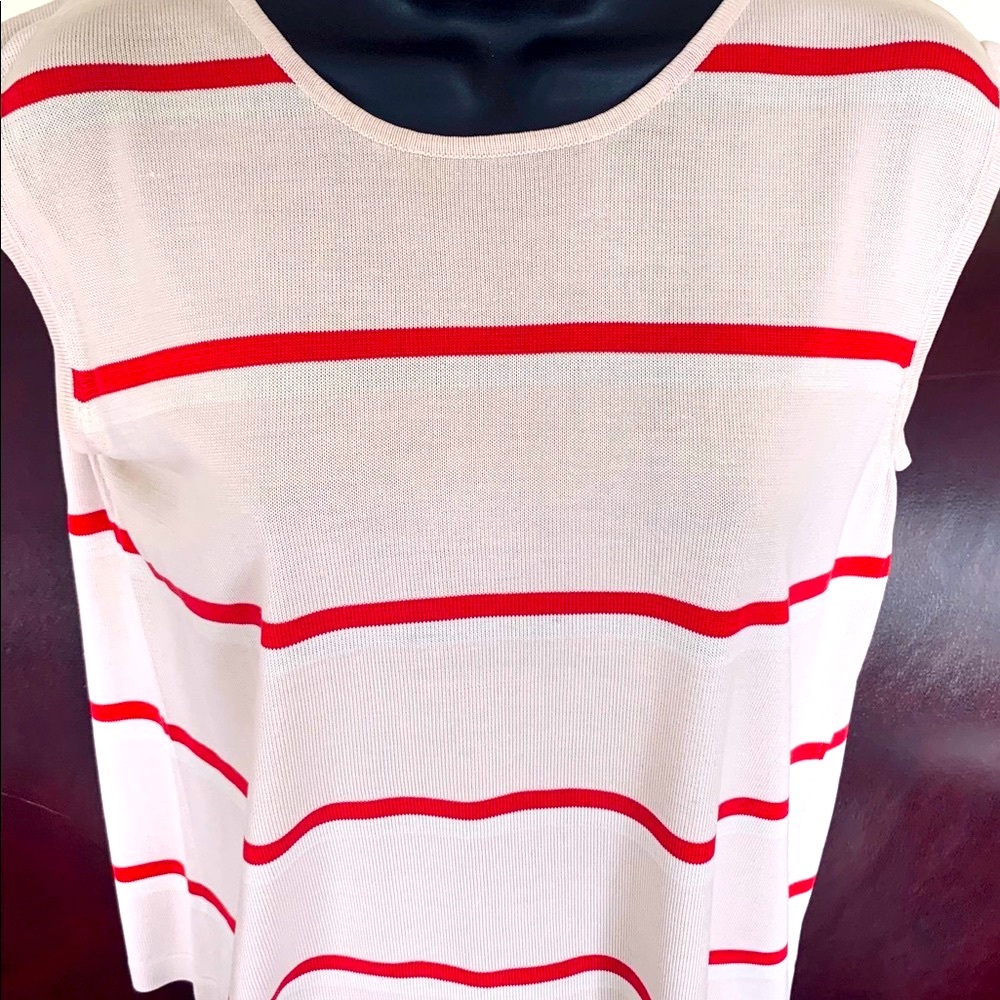 Silk & Cashmere Light beige 100% Silk Knit Tank with red horizontal stripes EurL